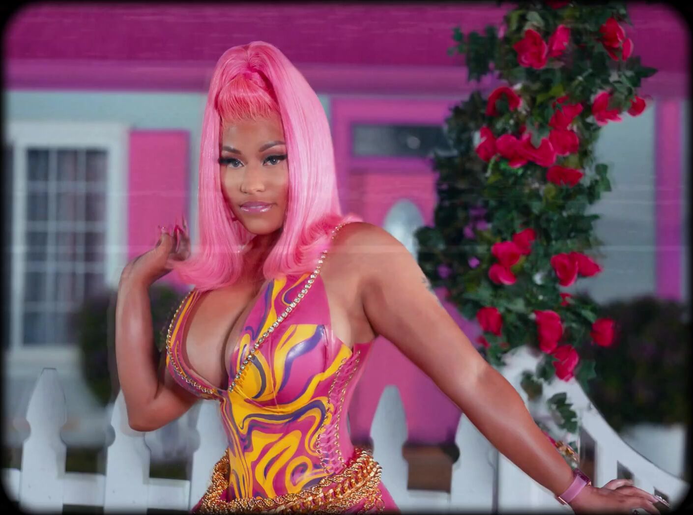 Nicki Minaj - Super Freaky Girl (Official Music Video) .