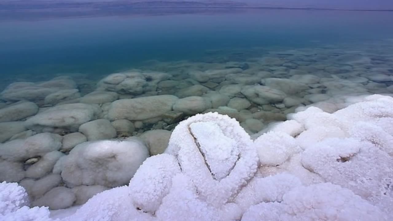 Получают из морской воды